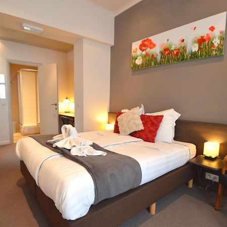 Hotel Ambrosia Іпр Екстер'єр фото